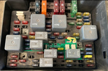 Load image into Gallery viewer, 99-02 GMT800 All-On Headlight Command Board (#SMI-AOLM1)